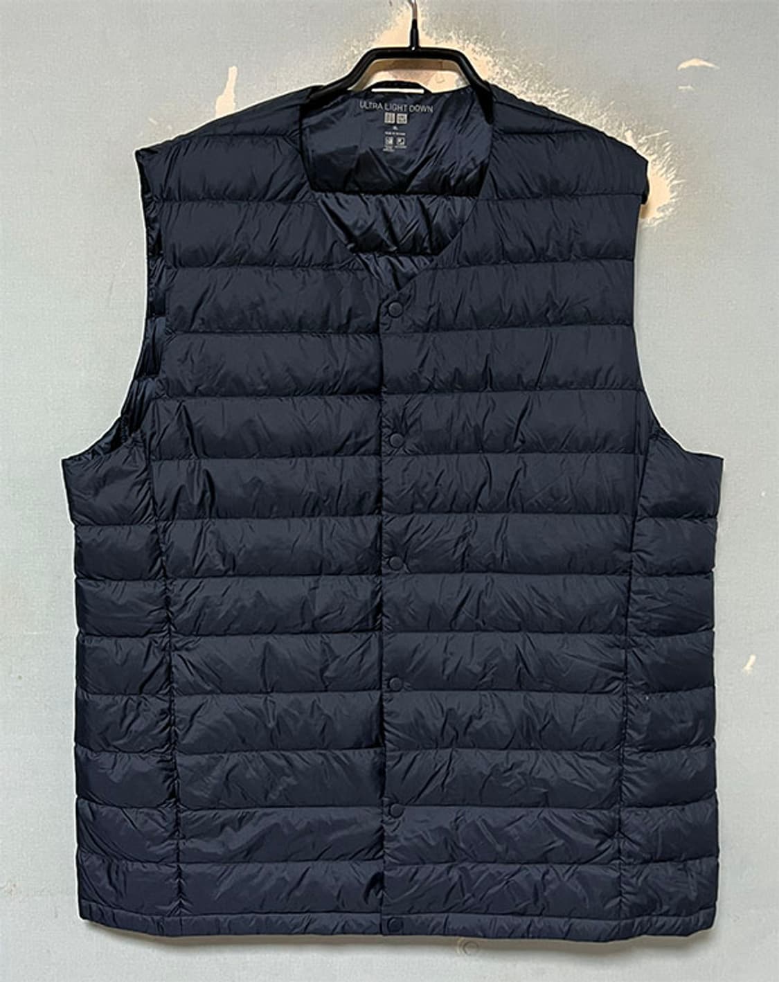 유니클로 남자 경량 패딩조끼 새상품 덕다운 XL 105 상품이미지1