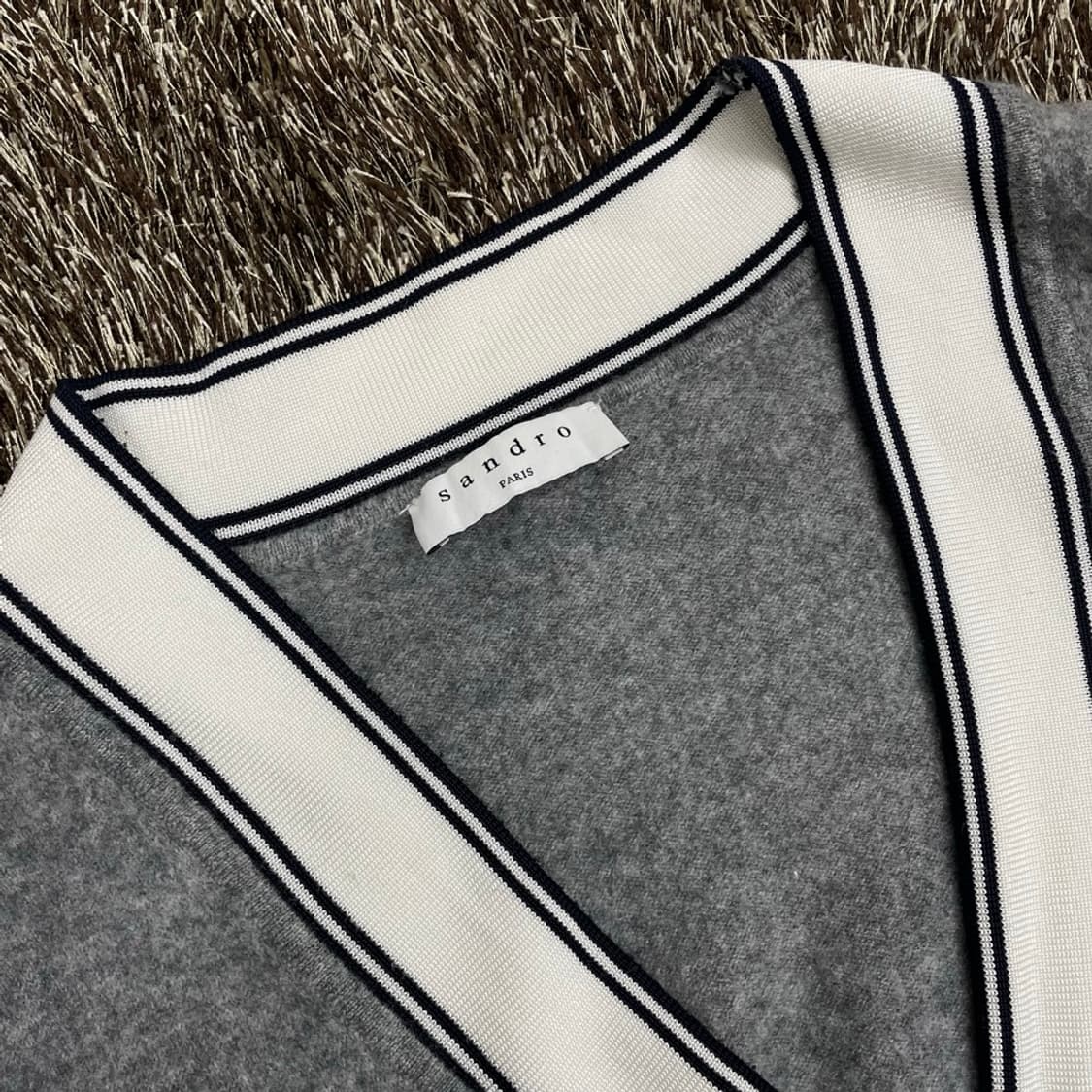 산드로 SANDRO 그레이 배색 캐시미어 혼방 포켓 가디건 1 상품이미지2