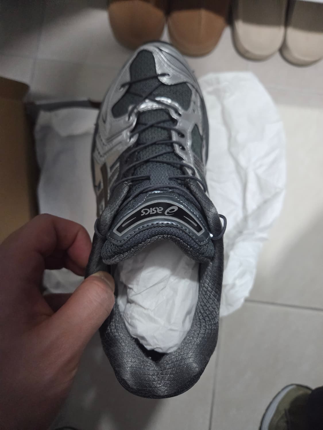 아식스 x 언어펙티드 젤 카야노 14 실버 문 상품이미지3