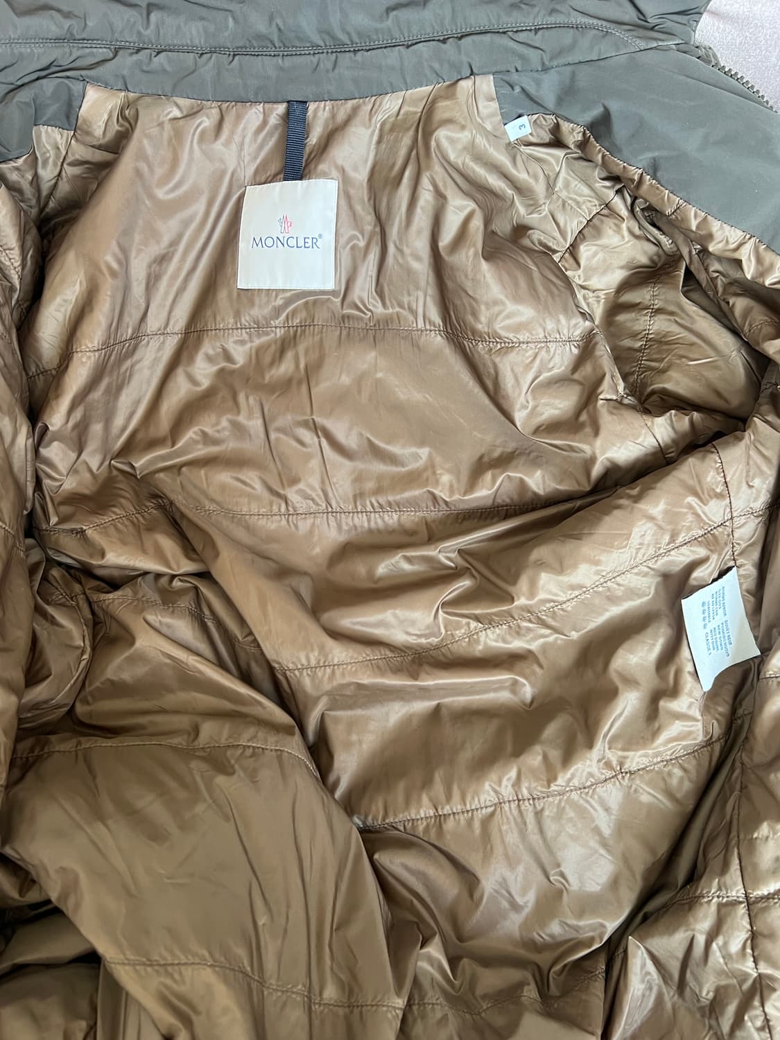 몽클레어 남성 카키 구스다운패딩 후드패딩점퍼 상품이미지6