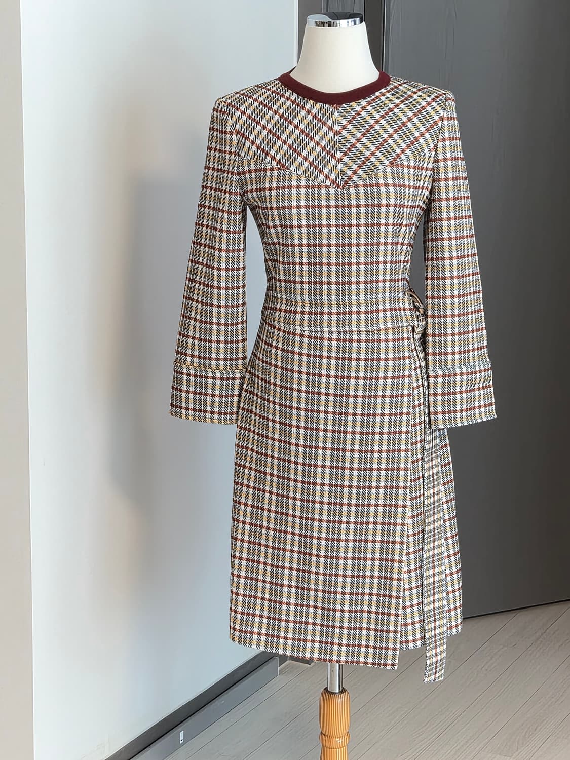 [DEWL] 새상품듀엘 체크 트위드 랩 원피스 (55사이즈) 상품이미지6