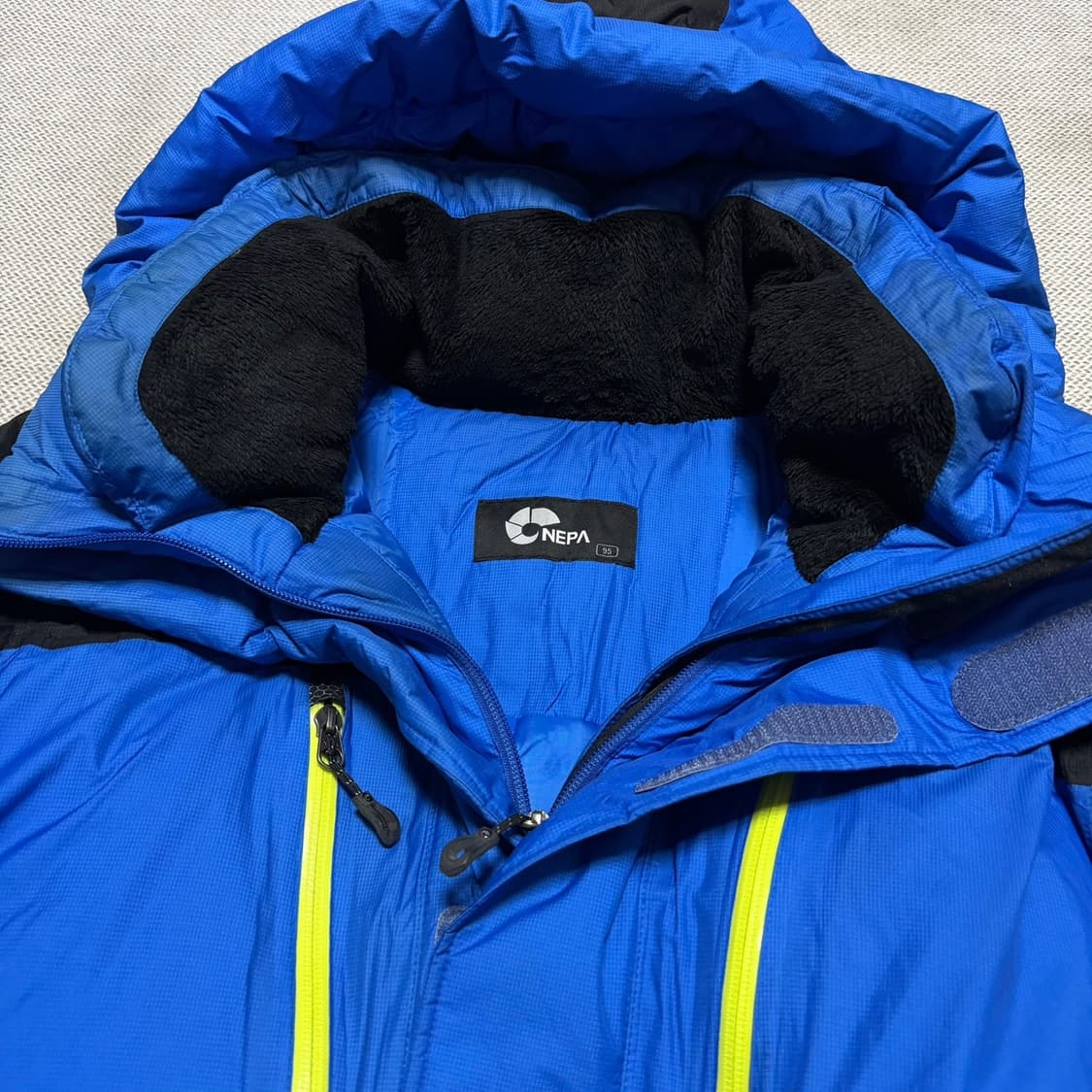 네파 800필 그린란드 다운 패딩자켓 상품이미지4