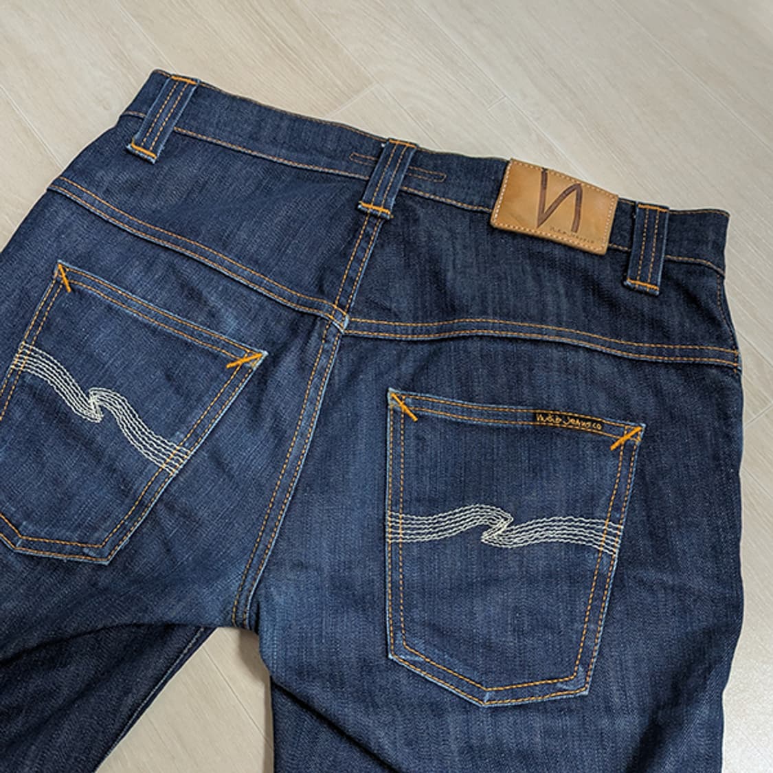 누디진 / 데님 청바지 (씬핀 드라이 에크루 엠보) 상품이미지3