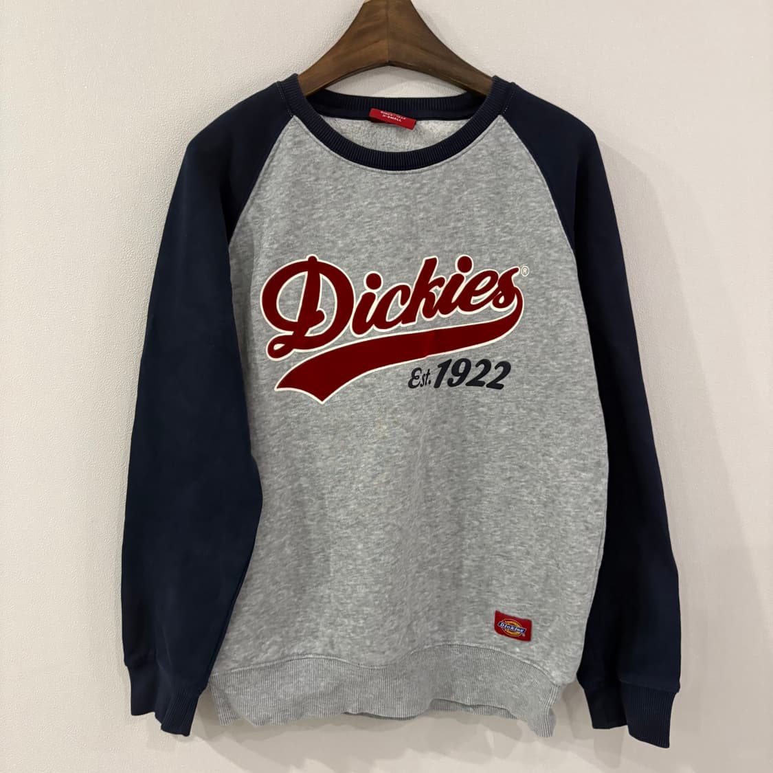 디키즈 1922 로고 맨투맨 회색 네이비 xs 상품이미지1