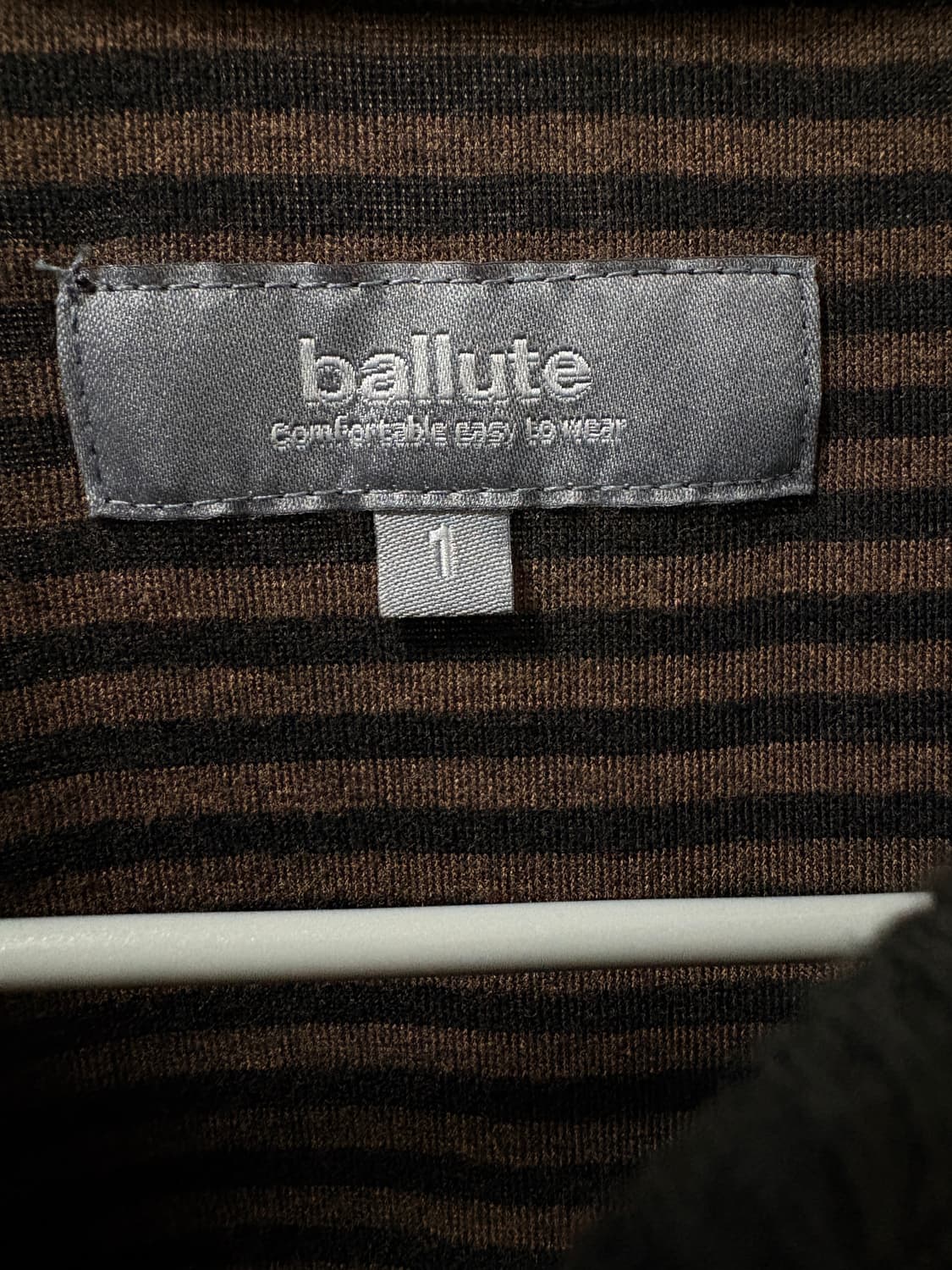 발루트 더스티 스트라이프 롱슬리브 1사이즈 상품이미지5