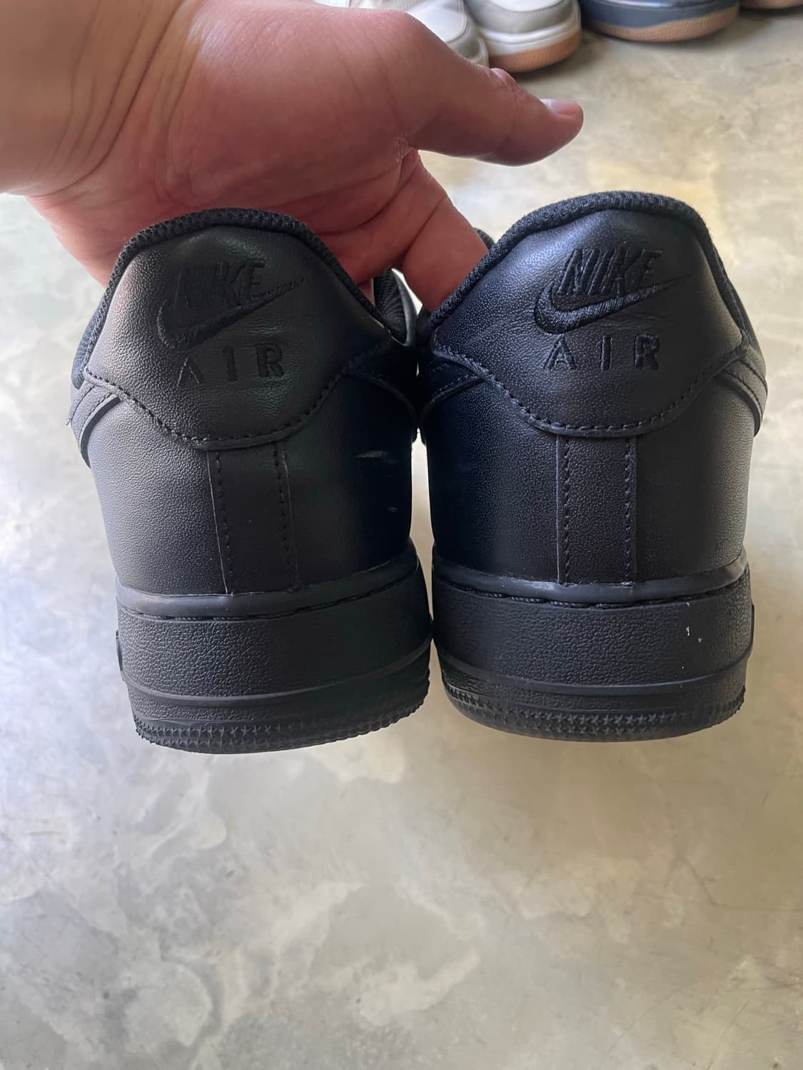 나이키 에어포스 1 블랙 290 상품이미지5