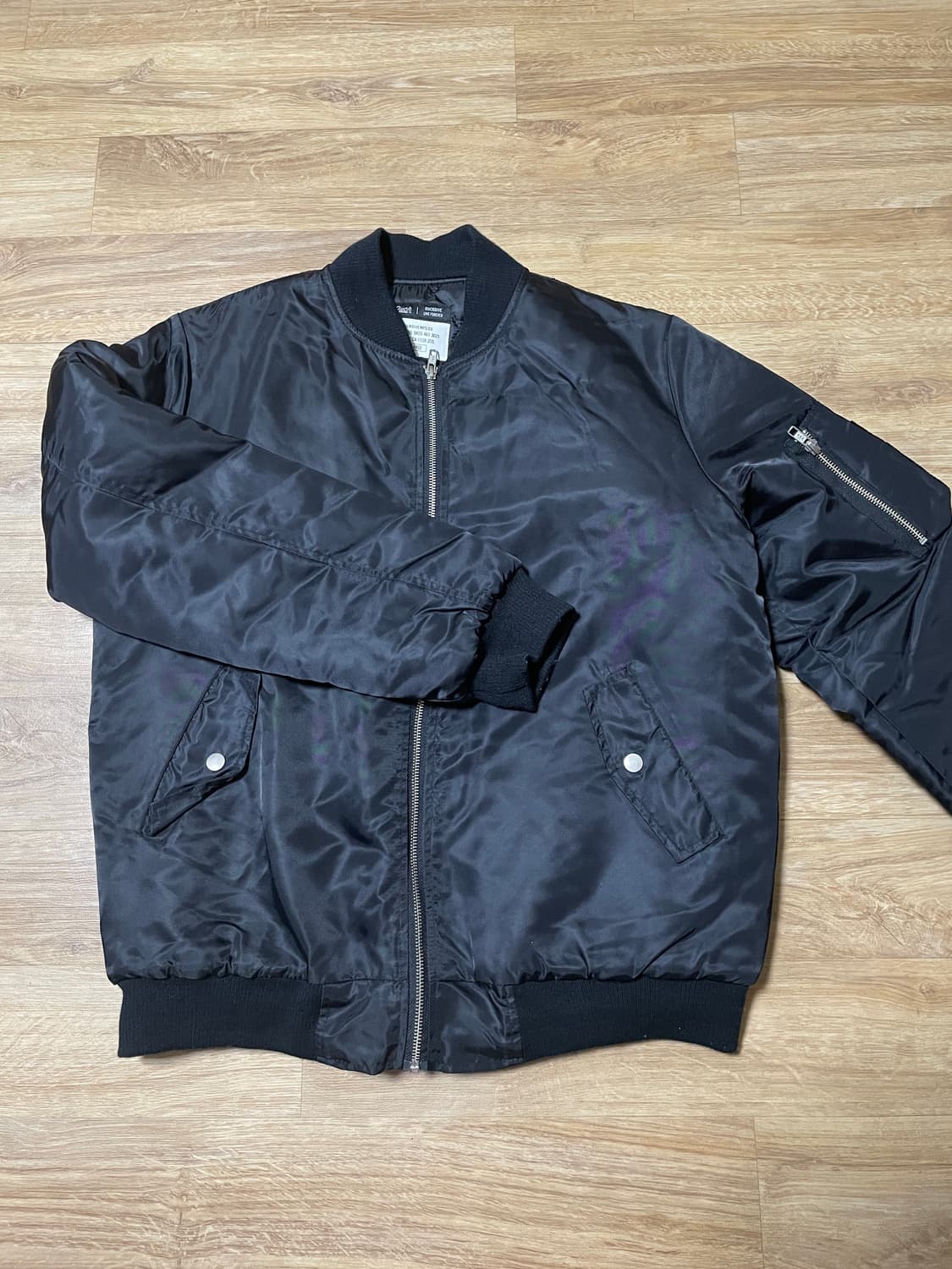 [미시착 새상품] 덕다이브(DUCKDIVE) MA-1 항공 점퍼 블랙 - 상품이미지1