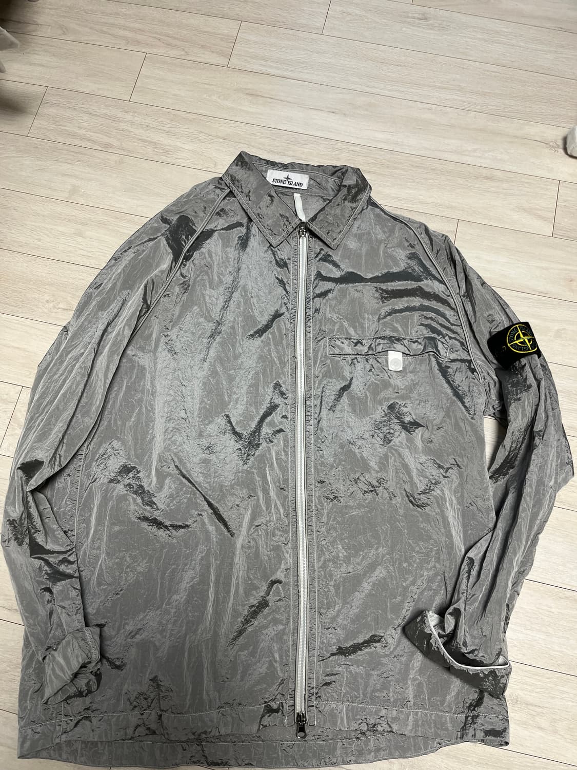 22ss 스톤아일랜드 나일론메탈 오버셔츠 아이스 XL 상품이미지1