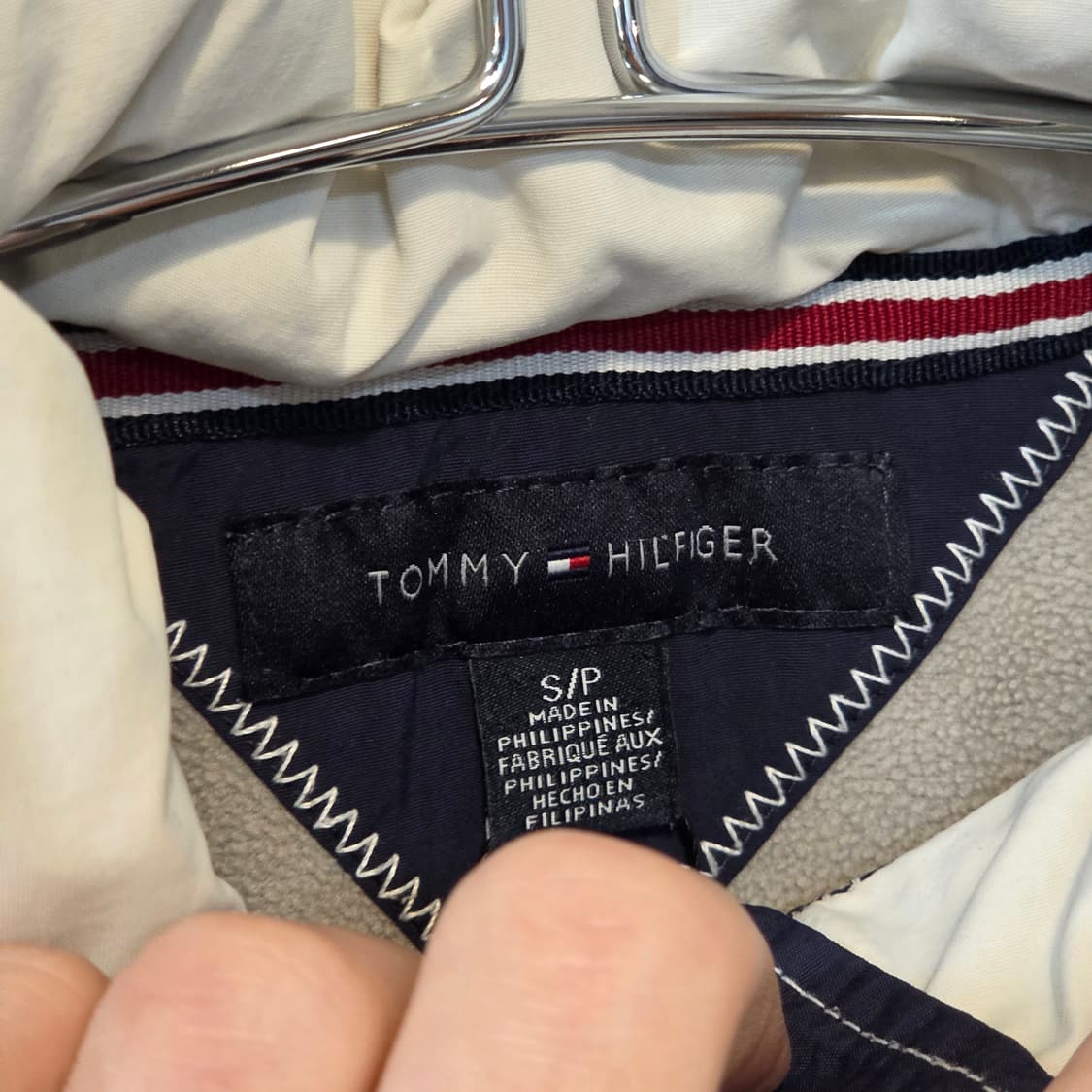 타미힐피거 네이비 배색 바람막이 점퍼 상품이미지9