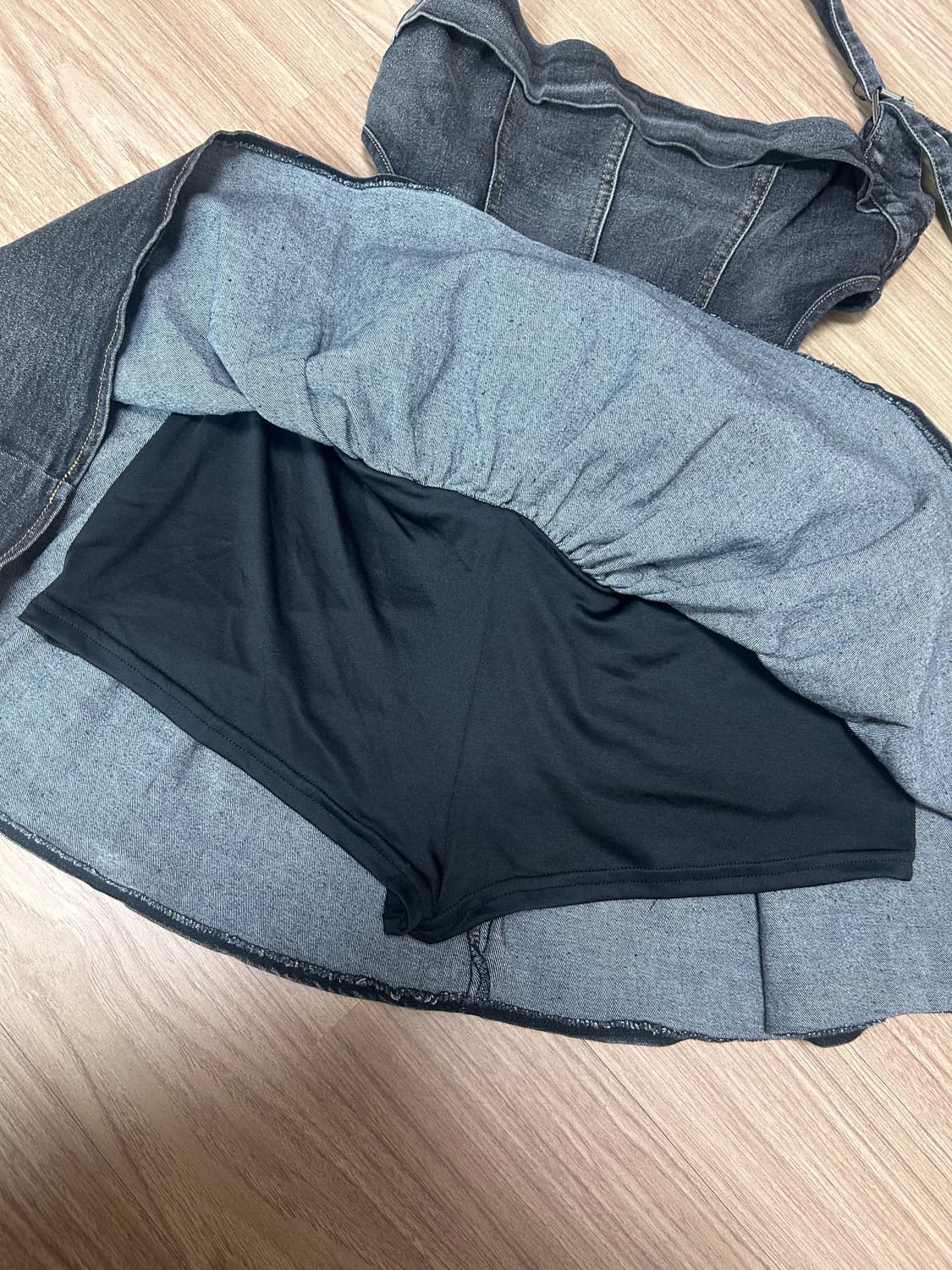 돌스킬 컷아웃 미니드레스 상품이미지3