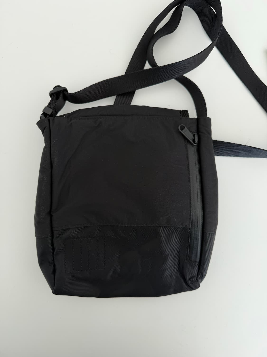 월스와일무브먼트 가방 숄더백 판매합니다. 새상품 상품이미지2