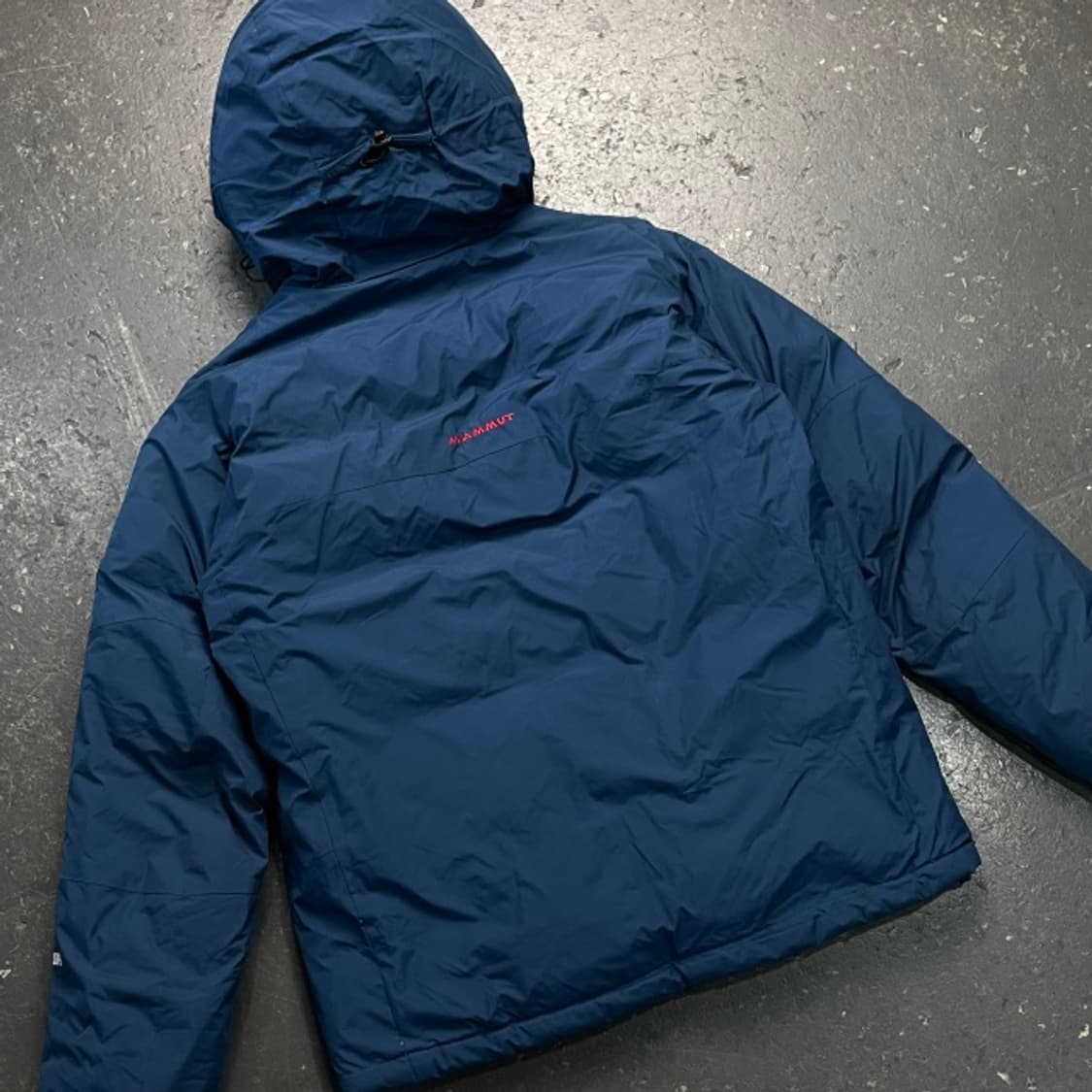 100 마무트 윈드스토퍼 스노우필드 패딩  상품이미지8