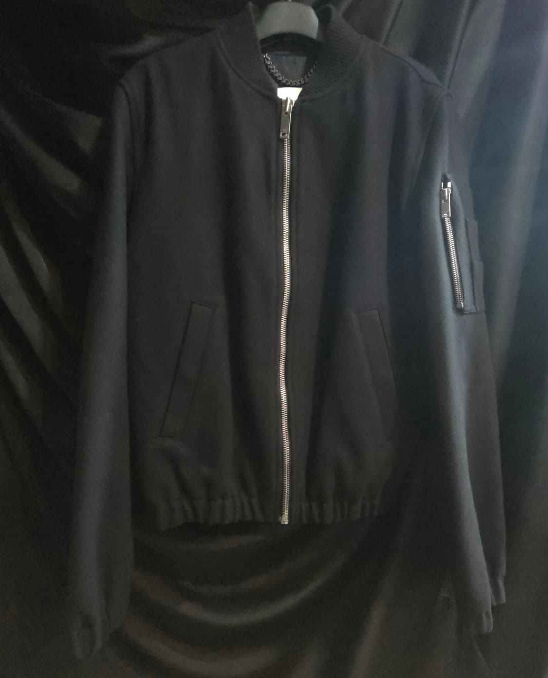 Sandro 산드로 옴므 블랙 봄버 자켓 상품이미지2