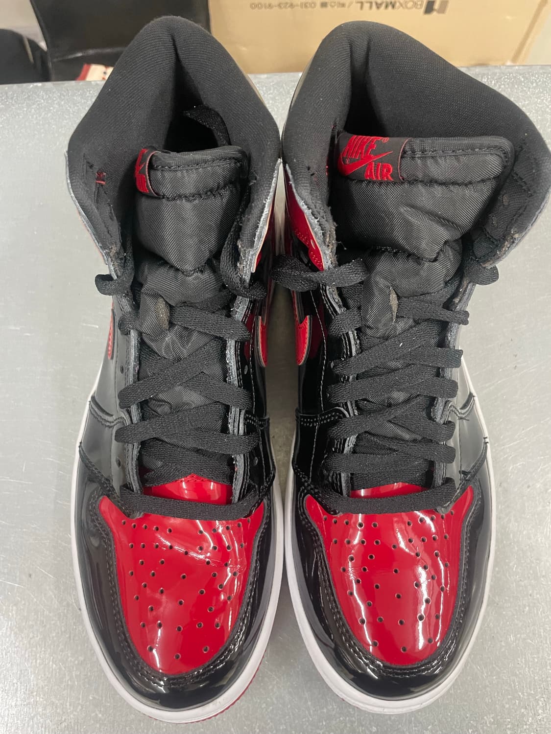 조던 1 레트로 하이 OG 페이턴트 브레드 270 상품이미지5