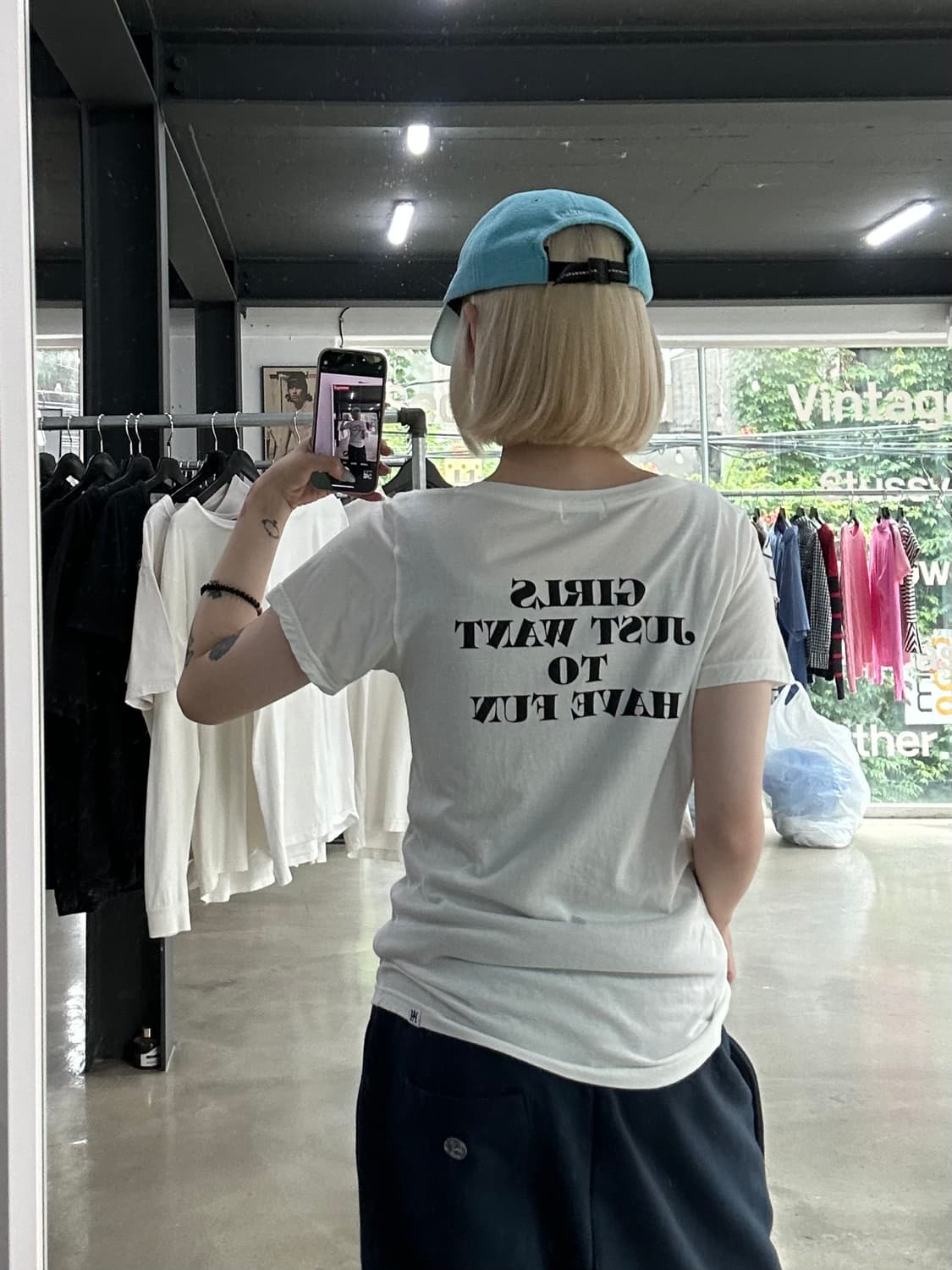 히스테릭 글래머 캐릭터 그래픽 반팔 티셔츠 상품이미지3