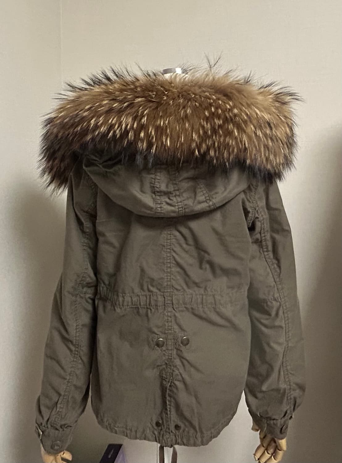 GOA G.O.A 고아 라쿤퍼 숏 자켓 상품이미지6