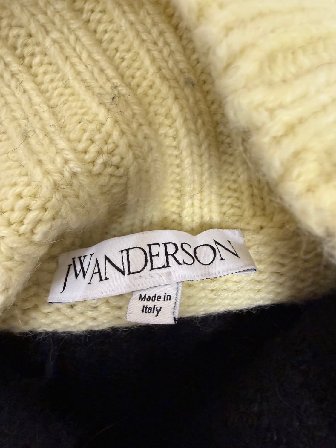 JW 앤더슨 배색 포켓 스웨터 상품이미지6