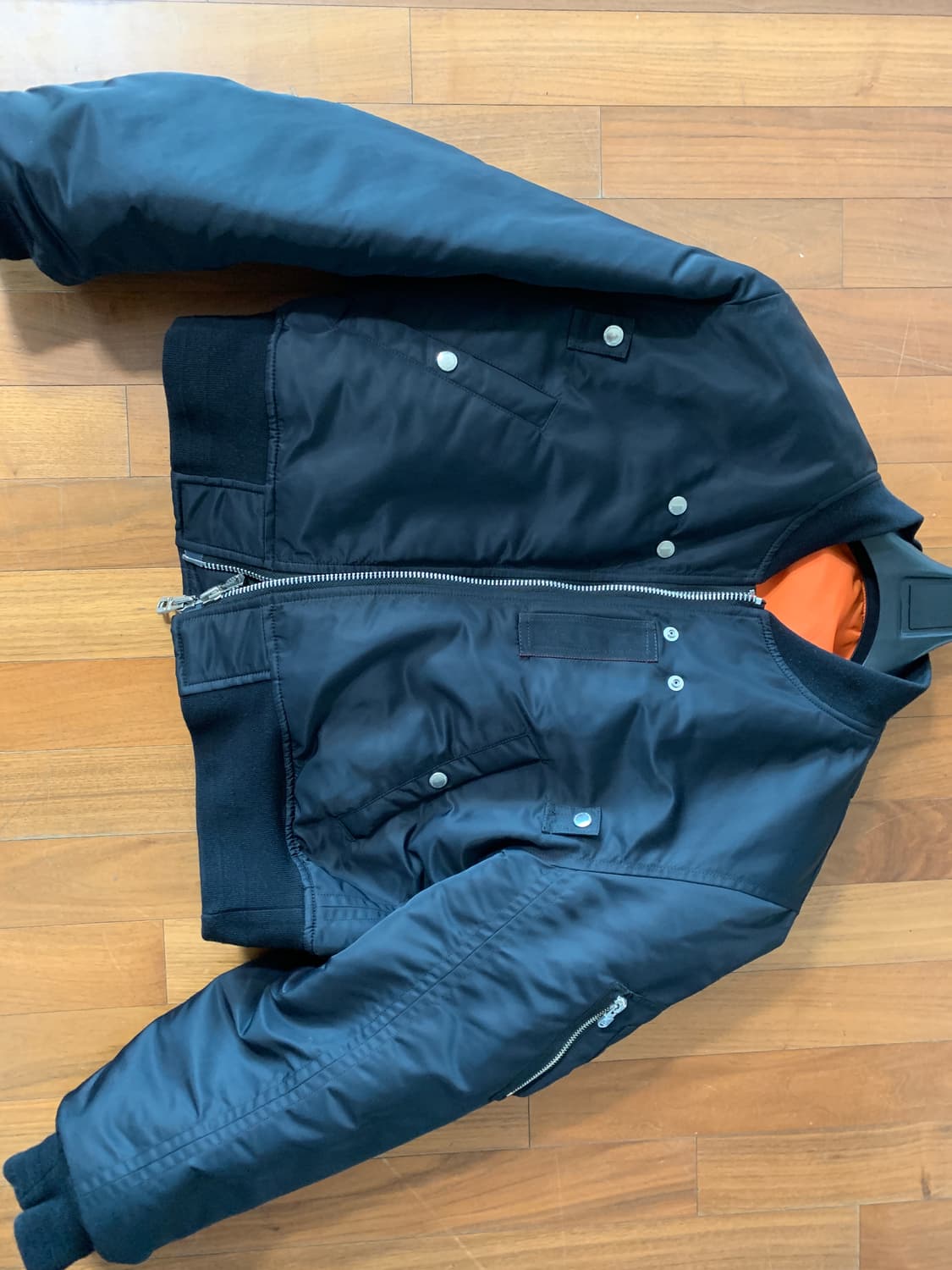 [50] 솔로이스트 two-way cropped bomber jacket 상품이미지3