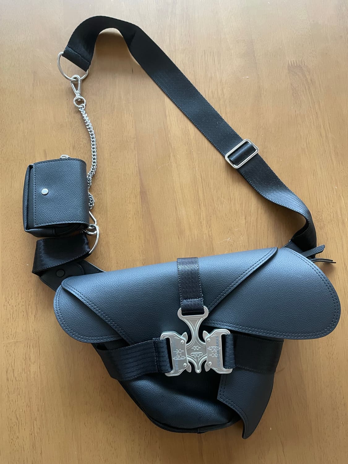 이우가마카라스 Triple Covered Crow Buckle Bag 상품이미지2