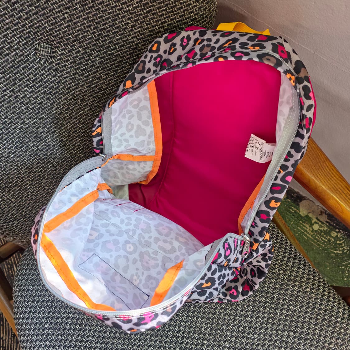 잔스포츠 슈퍼브레이크 레오파드 호피 무늬 백팩 상품이미지8