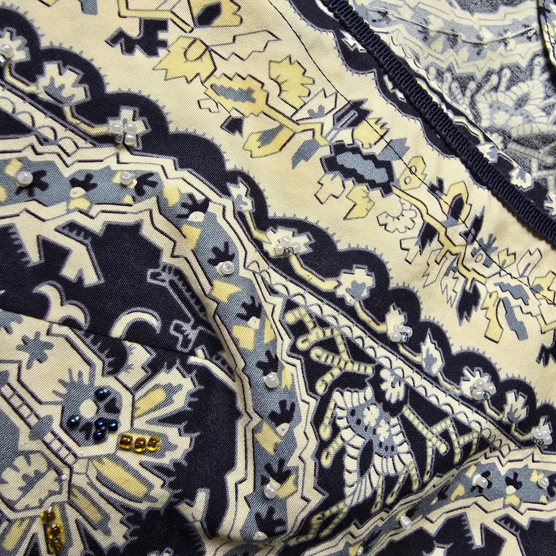 DKNY 패턴 비즈 자수 포인트 코튼 블라우스 상품이미지6