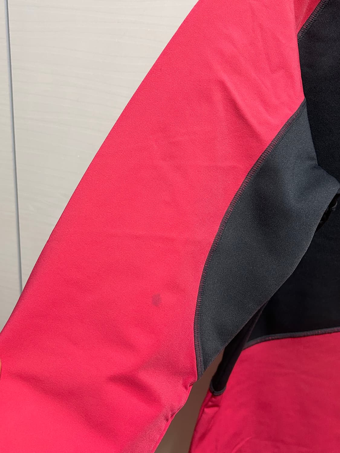 아식스 런닝 자켓 100 상품이미지5