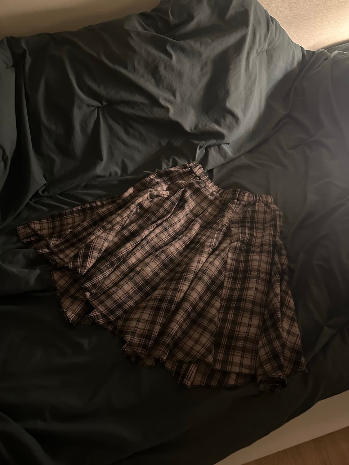 모래하우스 레이어드 훌 체크 스커트 베이지 상품이미지5