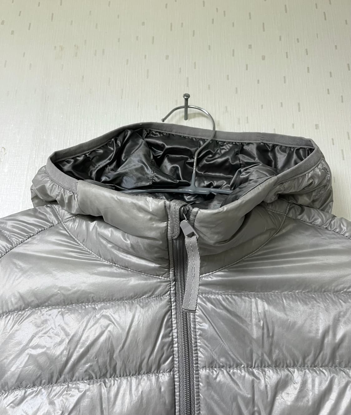 유니클로 정품 경량 다운패딩자켓 L 상품이미지4