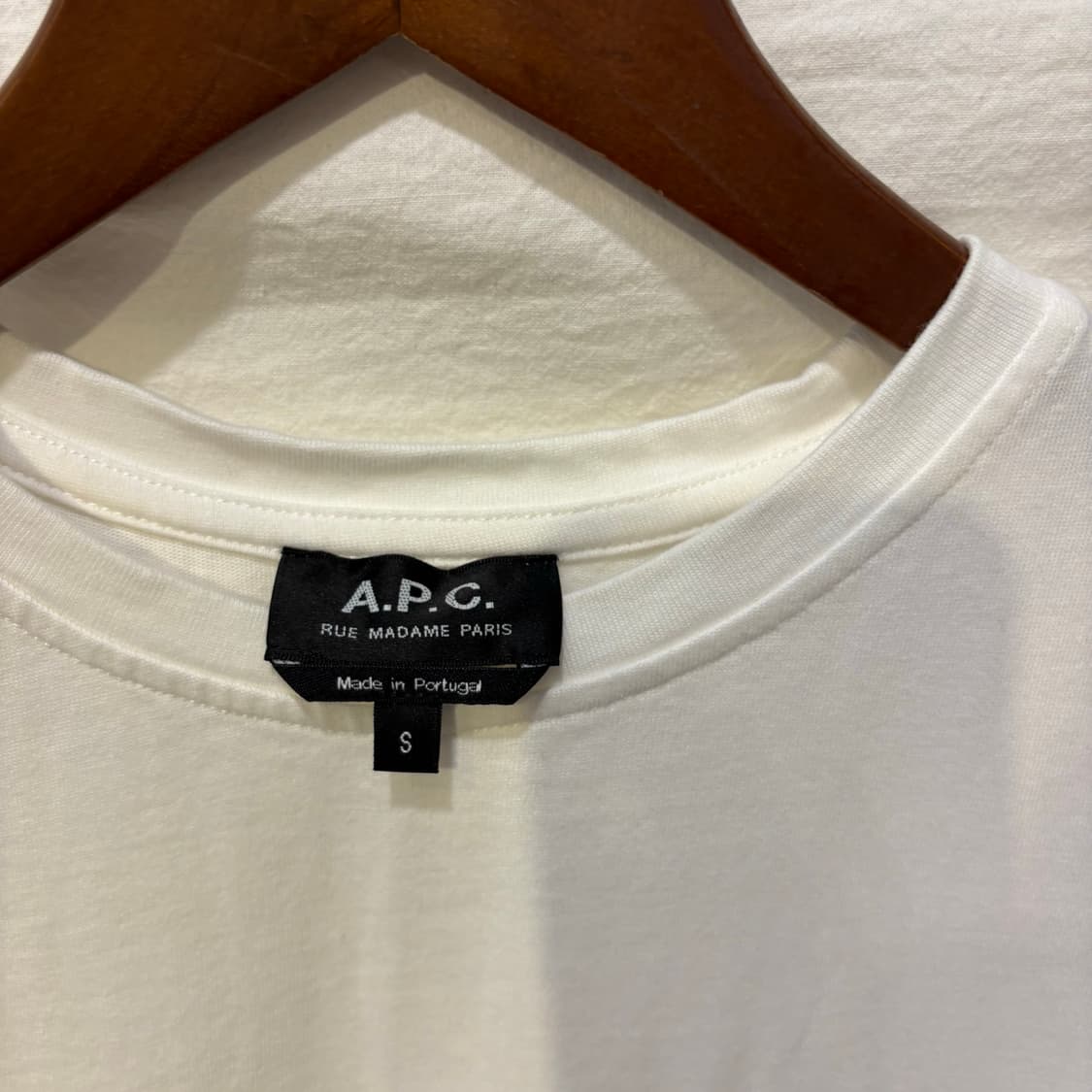 아페쎄 apc 자수 반팔티셔츠 상품이미지3