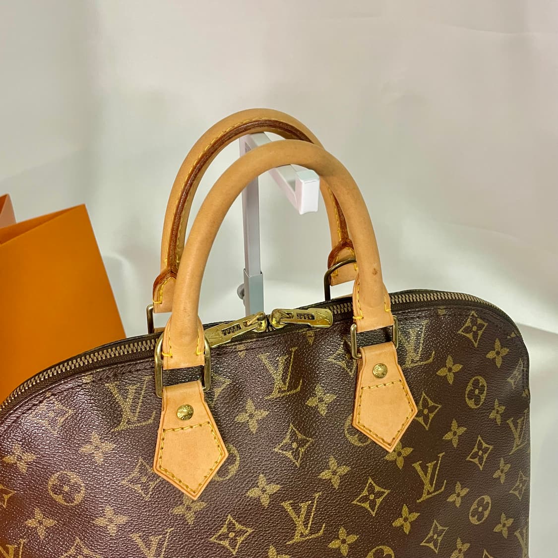루이비통 알마 PM 백 상품이미지3