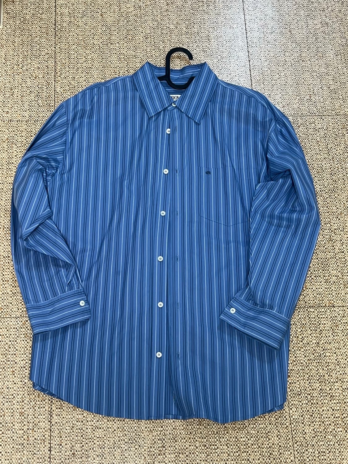 (뉴진스 민지 착용) Blaine shirt  상품이미지5