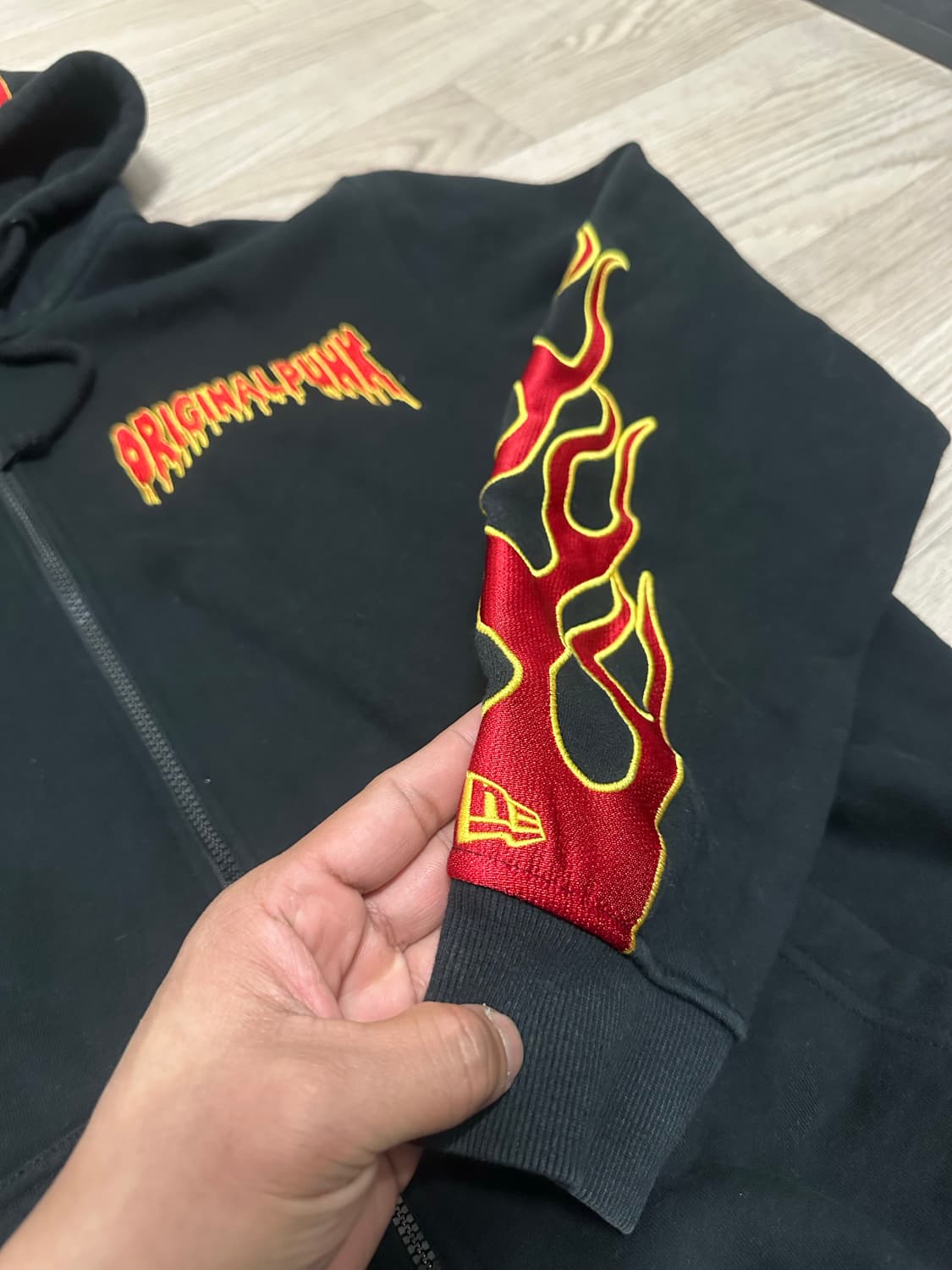 뉴에라 ORIGINALPUNK 후드집업 XL 상품이미지5