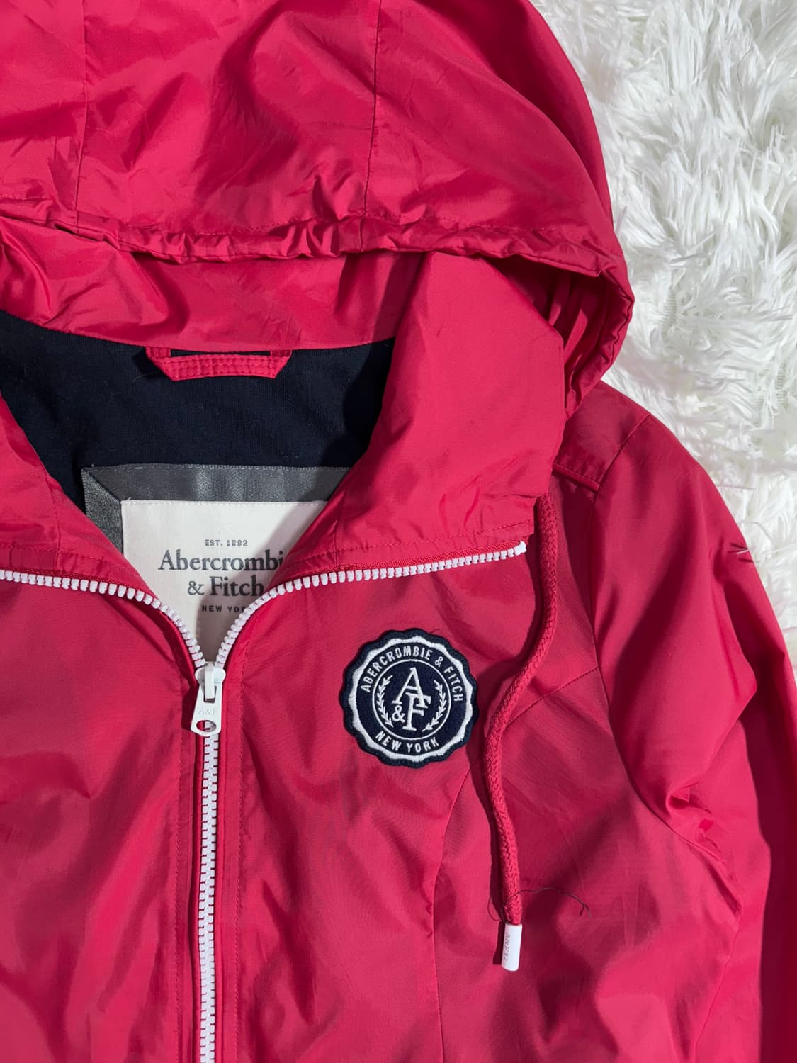 아베크롬비 레드 패치로고 바람막이  상품이미지5