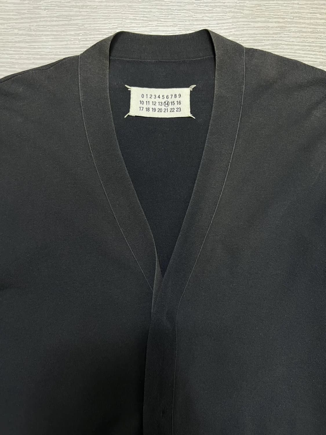 Reverse Cardigan 상품이미지1