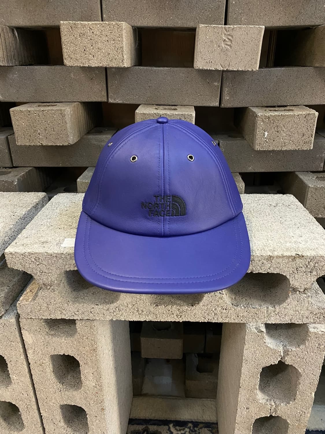 [OS] Supreme x The North Face Leather Ca 상품이미지1
