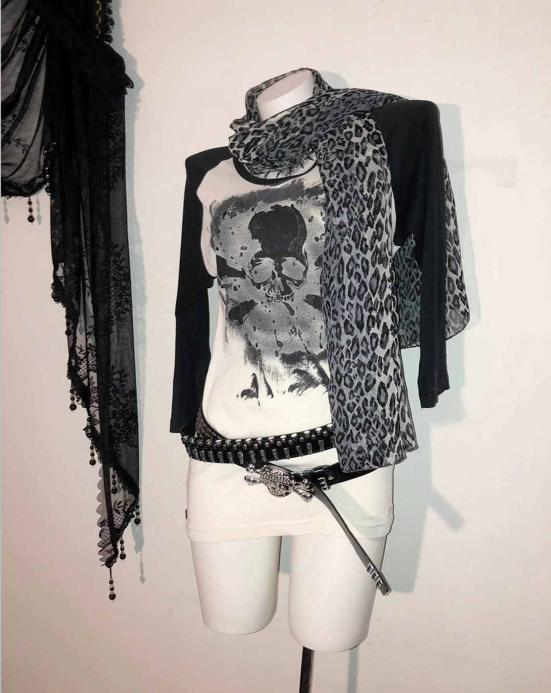 Roen 로엔 00s 해골 롱슬리브 스컬 펑크 락시크 상품이미지1