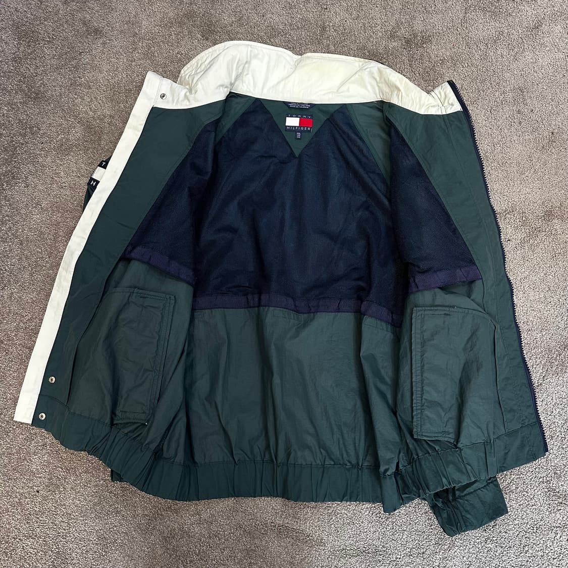 타미힐피거 올드스쿨 스펠아웃 윈드브레이커 자켓2XL 상품이미지7