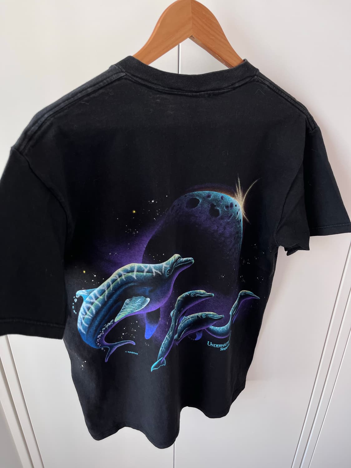 Underwater world 돌고래 우주 행성 반팔 티셔츠 상품이미지10