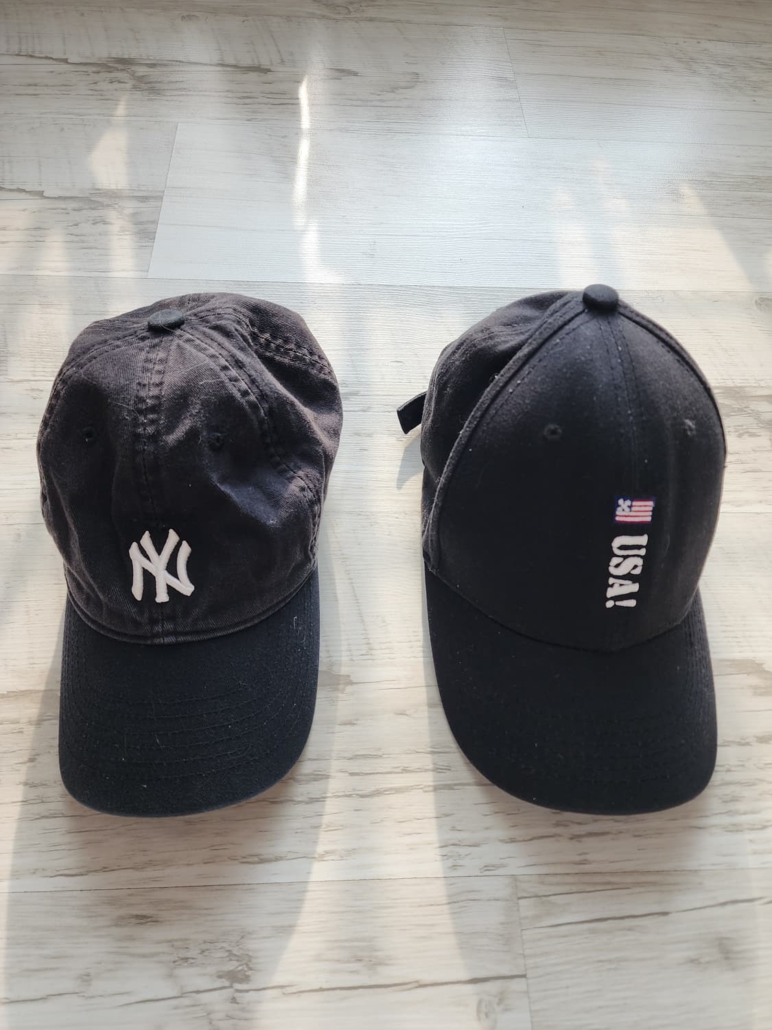 블랙 볼캡 2개 일괄 팜. (MLB&그루브라임) 여성 야구 모자 상품이미지1