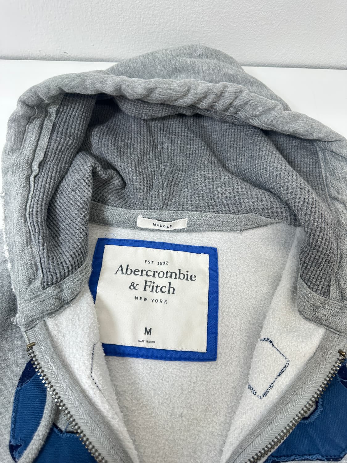 아베크롬비 데미지커팅 후드집업 상품이미지3