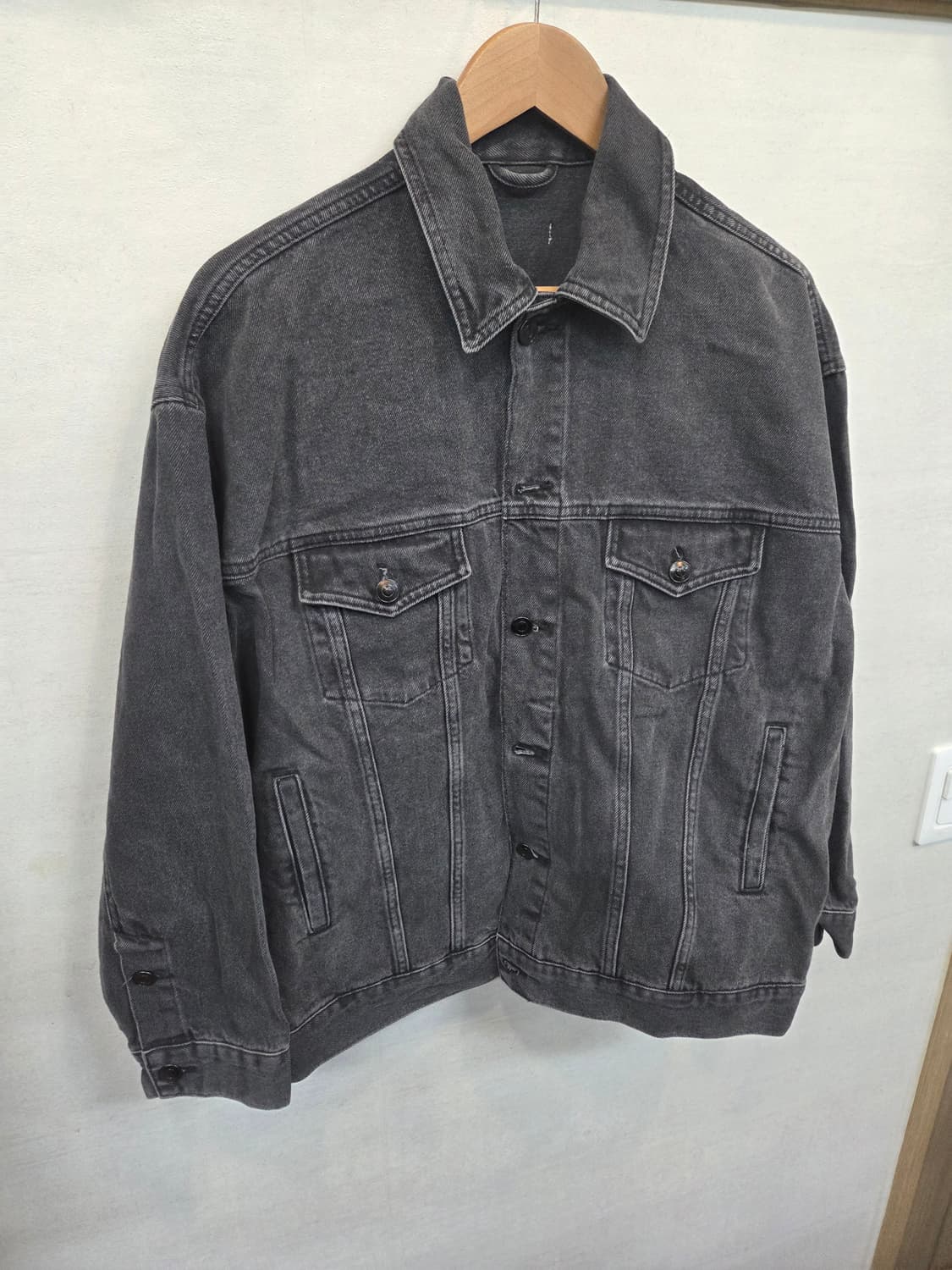 에이치앤엠 여성 학 자수 그레이데님 자켓 프리 오버핏  상품이미지4