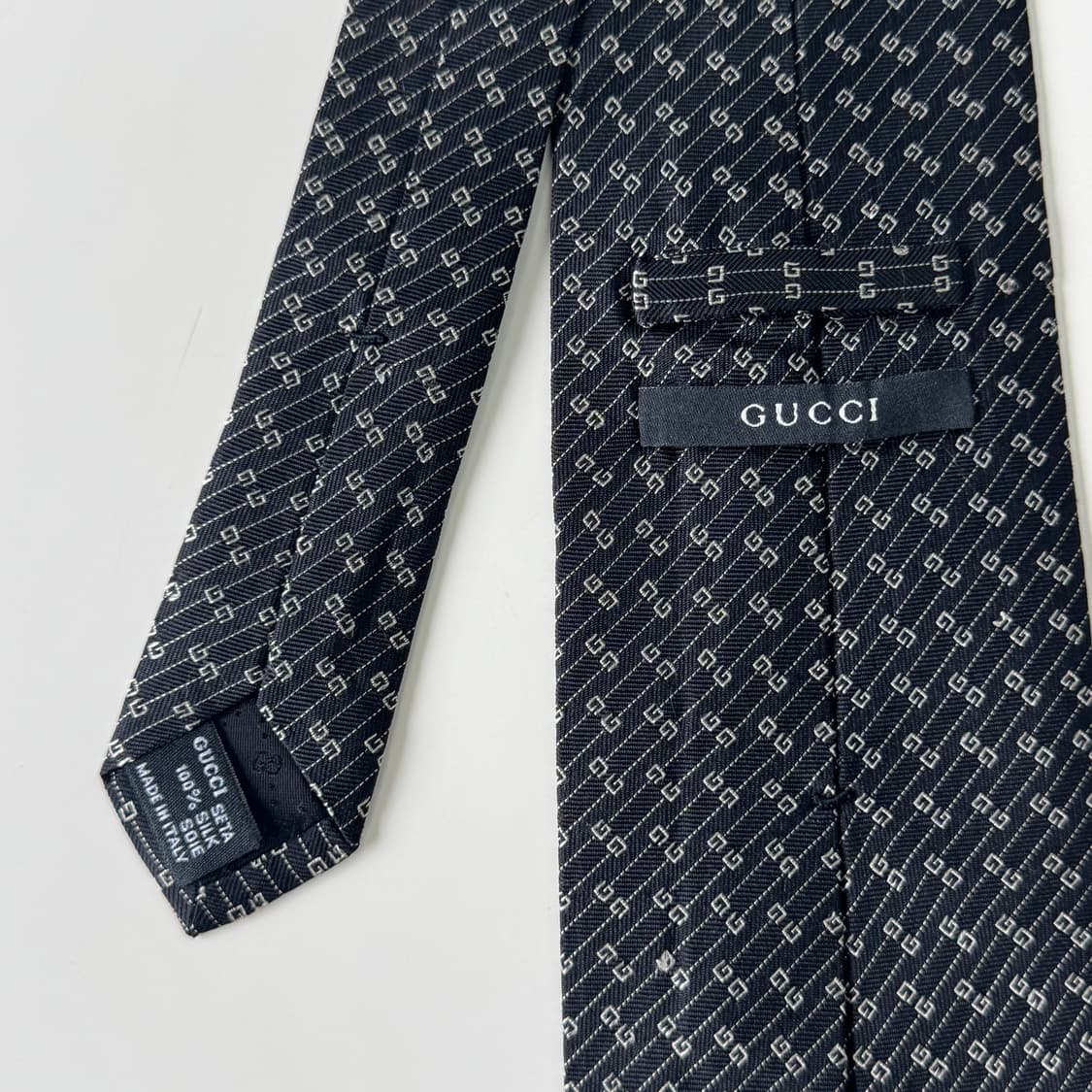 구찌(GUCCI) 모노그램 명품 정품 블랙넥타이 상품이미지5
