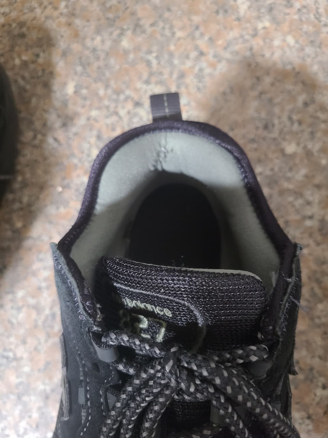 뉴발란스 디스이즈네버댓 827 265사이즈 상품이미지5