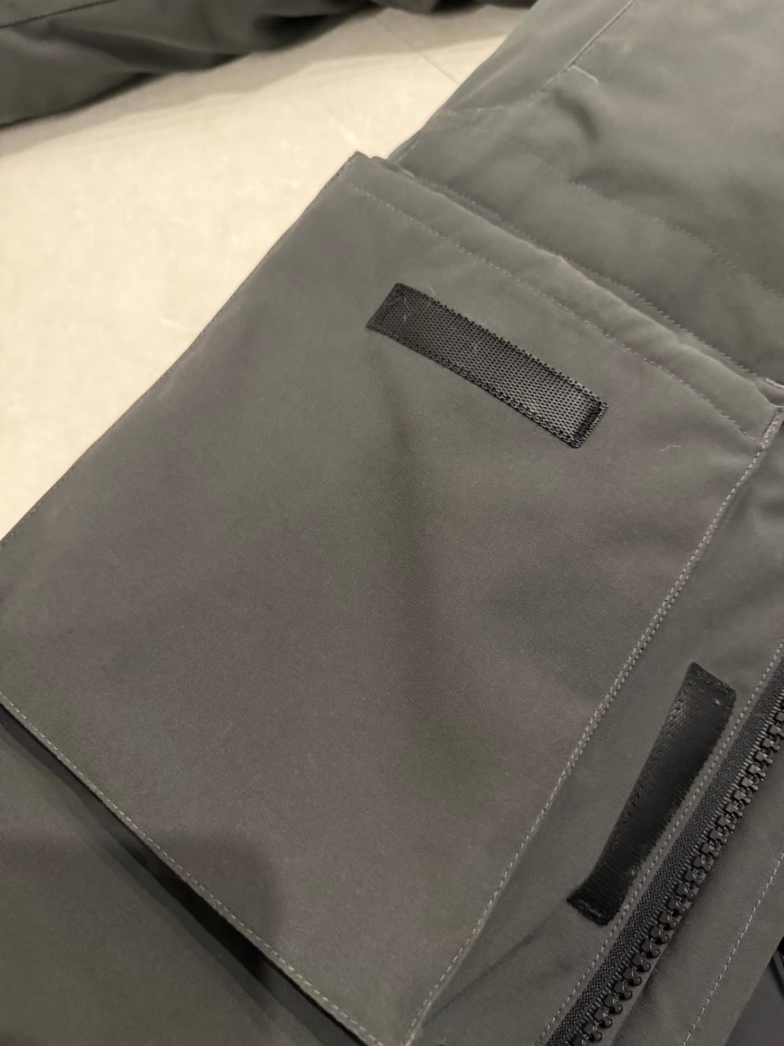 캐나다구스 익스페디션 남성 S 사이즈 그레이 상품이미지4