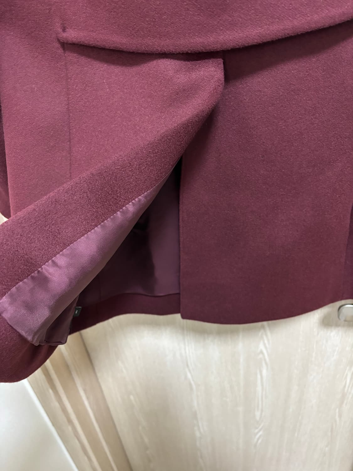 민트급)띠어리 여성 캐시미어 블렌드 4포켓 하프코트M/버건디 상품이미지5