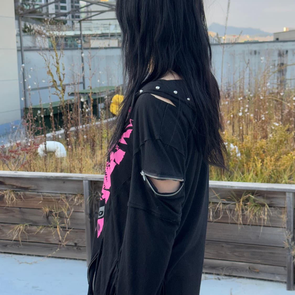 ”sexpotrevenge“Detail Damage Long Slee 상품이미지3