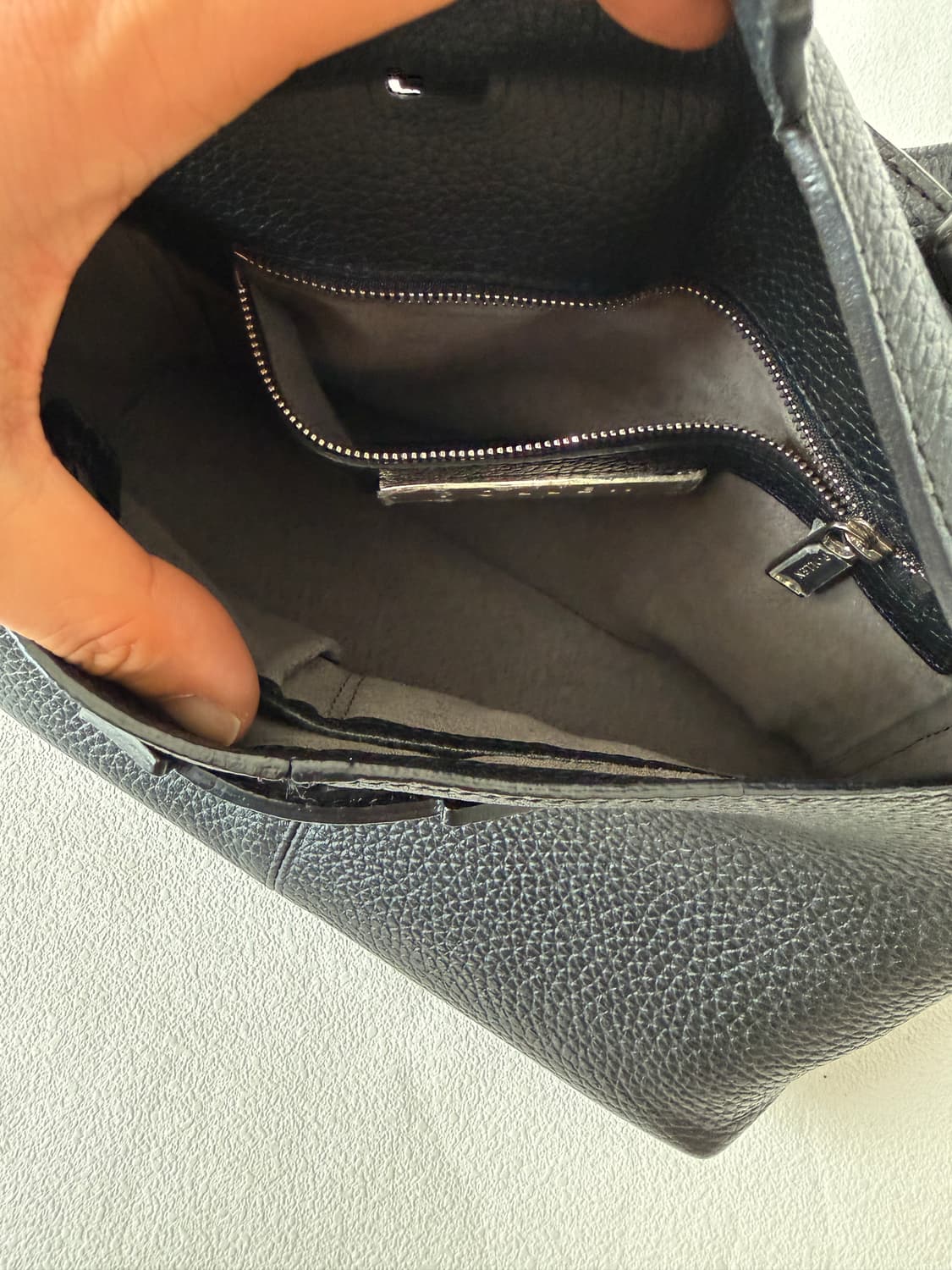 Pre owned 레더 토트 크로스백 상품이미지8