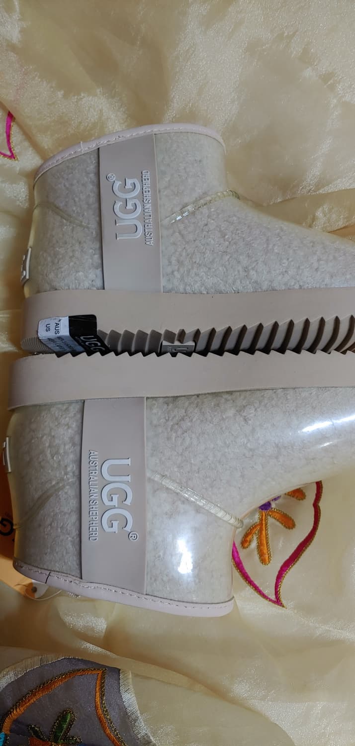 어그(UGG)클리어 양털부츠 장화 (새상품) 상품이미지3