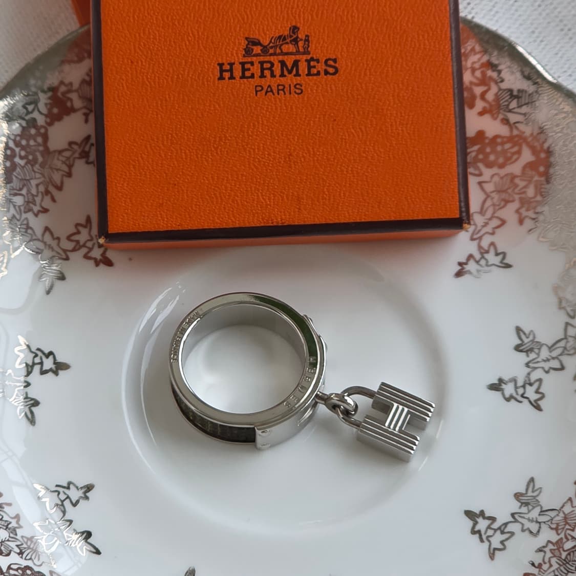 에르메스 은장 켈리 스카프링 리자드 레더 상품이미지10