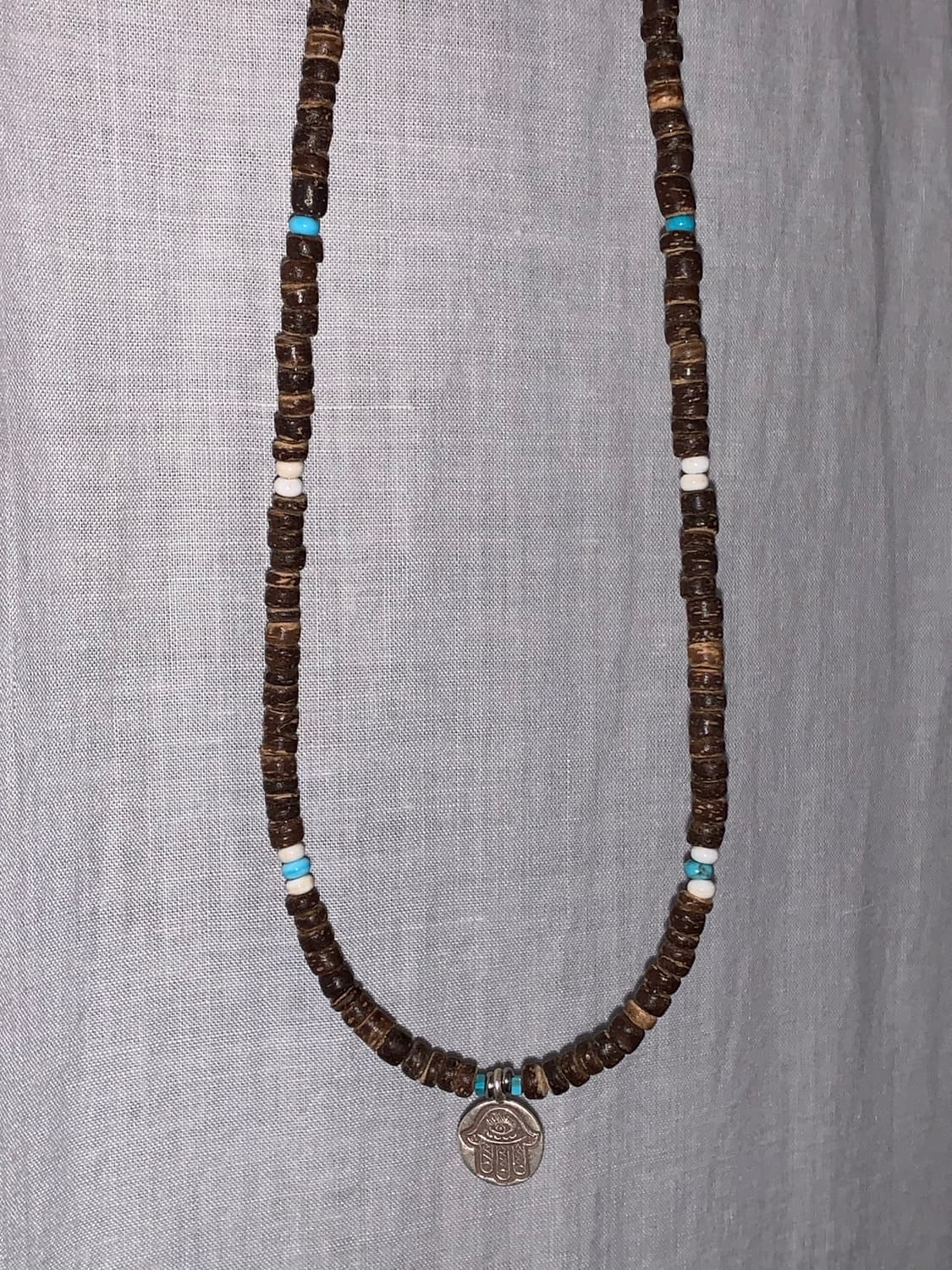 Hamsa coconut necklace 상품이미지4